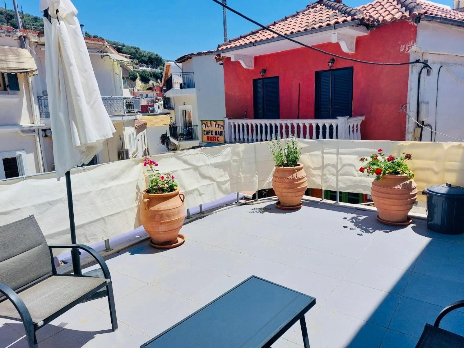 Old Town Studios Parga Exterior photo